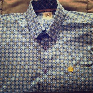 Cinch button down